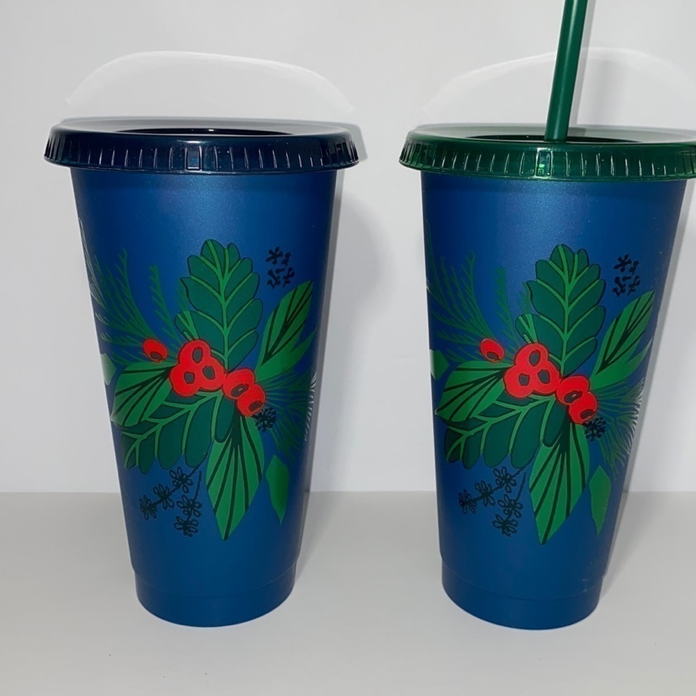 Starbucks holiday cups reusable Holly evergreen holiday 2020 pair